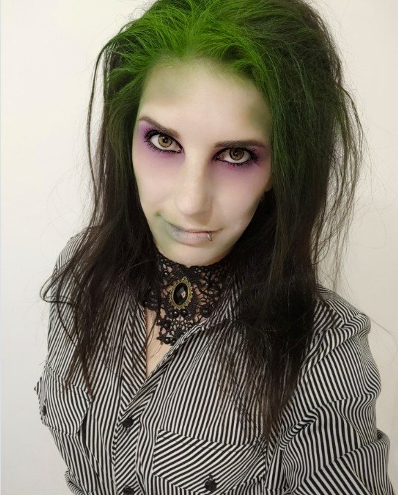 Beetlejuice Halloween costume